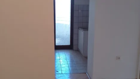 Се продава 