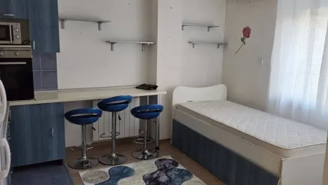 Se izdava garsonjera