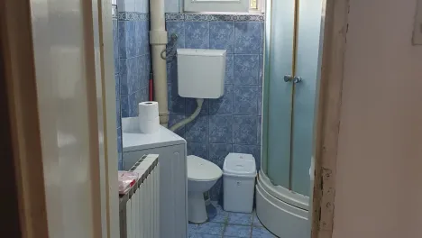 Стан во Центар