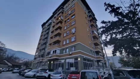 Нов  стан од 50м2 со 1 спална во Тафталиџе 1,до гимназијата НОВА